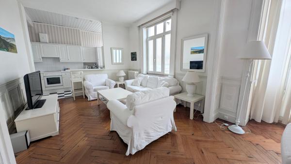 Appartement à ROUBAIX, 59100 - 3 pièces 85m²