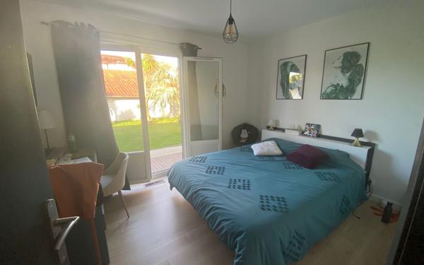 Maison à vendre    5 pièces •  Arcangues