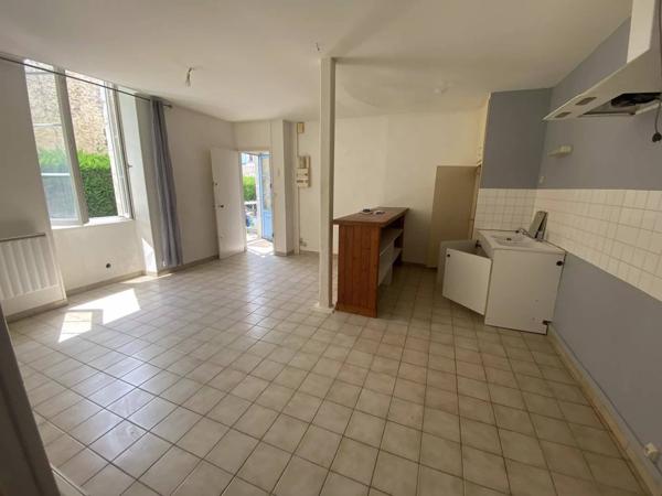 Ensemble immobilier de 7 logements – Saint-Maixent-l’École