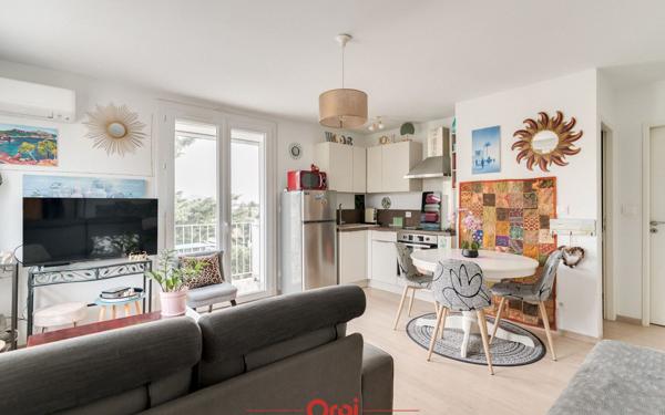 Appartement à vendre    2 pièces •  Marseille 12