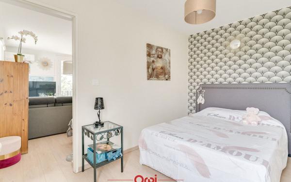 Appartement à vendre    2 pièces •  Marseille 12