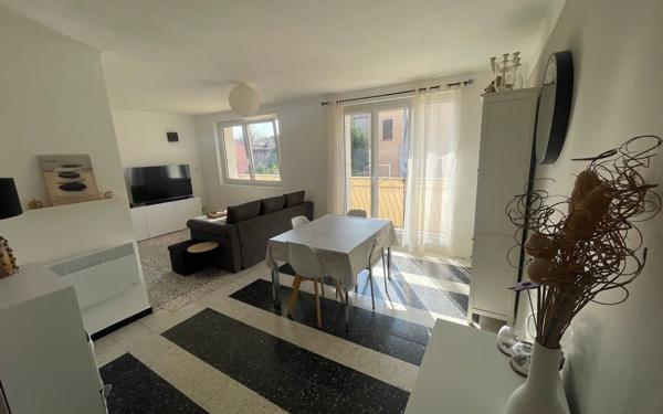 Appartement à vendre    4 pièces • 70 m2 La Seyne-sur-Mer