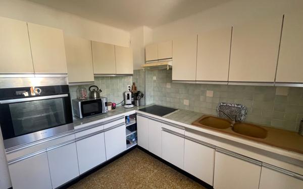 Appartement à vendre    4 pièces • 70 m2 La Seyne-sur-Mer