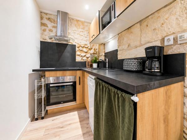 17640 Vaux-sur-Mer Pontaillac – Appartement 1 chambre - Cour privative - Charme de l'ancien – Parking privé - Plage - Centre ville - Revenus locatifs - Idéal investisseur - Résidence secondaire