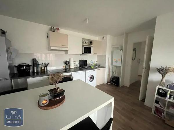Appartement à louer 3 pièces 57.5m² Colombelles (14460)