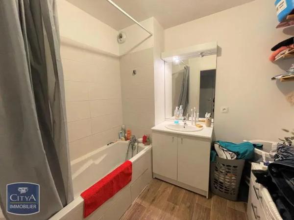 Appartement à louer 3 pièces 57.5m² Colombelles (14460)