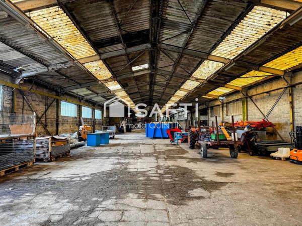 Hangar et terrain de 2,38 hectares
