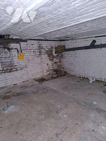 A VENDRE CHEZ VOTRE NOTAIRE- A ARMENTIERES (59)-dans le NORD-MAISON MITOYENNE DE CENTRE VILLE A...