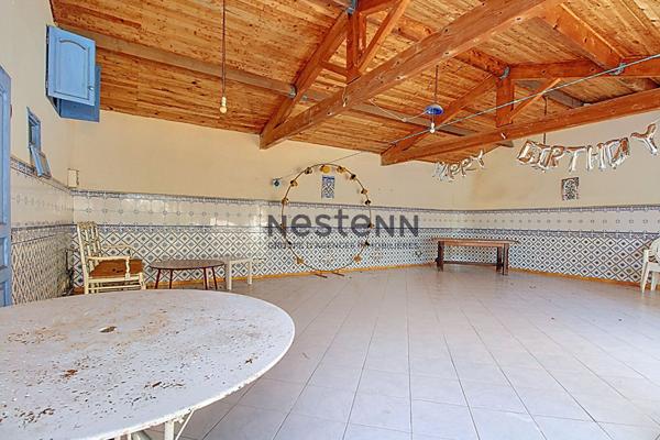 Vitrolles Nord, maison 7 pièces avec 5 chambres sur plus de 1000m² de terrain