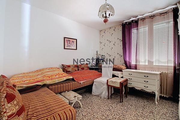 Vitrolles Nord, maison 7 pièces avec 5 chambres sur plus de 1000m² de terrain