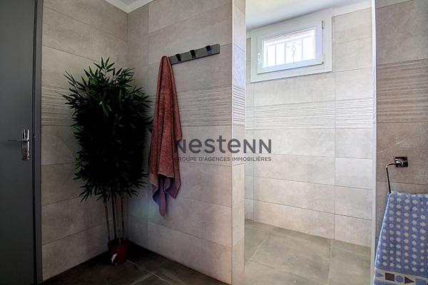 Vitrolles Nord, maison 7 pièces avec 5 chambres sur plus de 1000m² de terrain