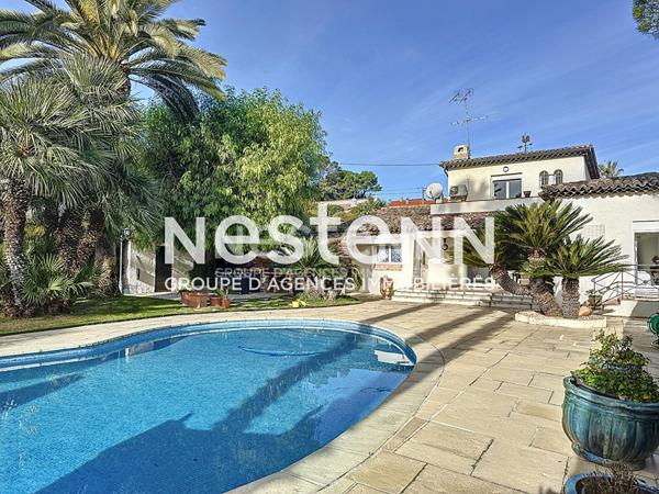 Maison 4 pièce(s) - Domaine privé