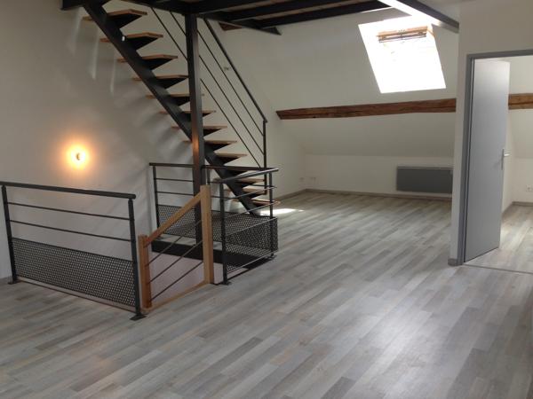 Immeuble
                                                                                                                                                
                                                                                                                                                
                                                                                                                                                
                                                    
                                                                                                                                                                                                                                                                                                                        205  m²                                                                                                                                                                                                         3 etage(s)