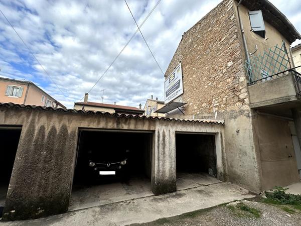 Parking / box Saint Maximin La Sainte Baume 64 m2