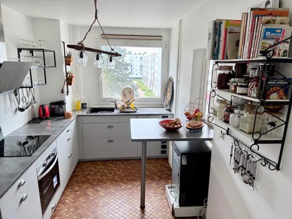 BEL APPARTEMENT 4 PIÈCES - VUE DÉGAGÉ & EMPLACEMENT IDÉAL