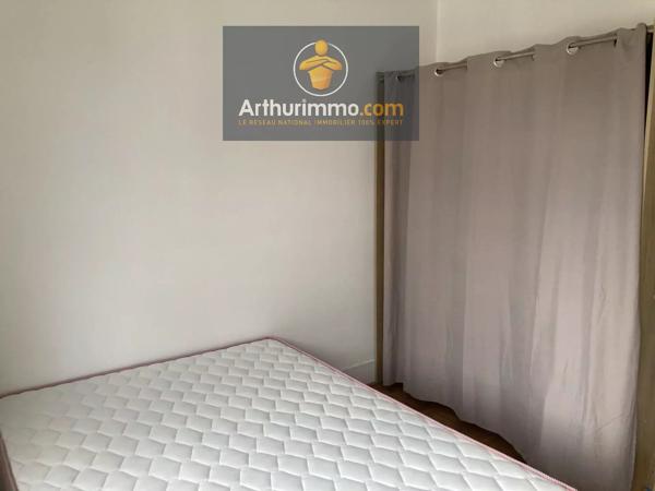 Location                                                      Appartement
                        
                     3 pièces                      84 m2                     à Josselin