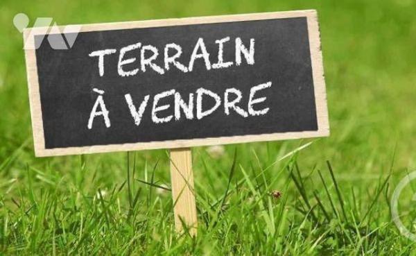 Méaulte (80300) - TERRAIN A BATIR - 900m²