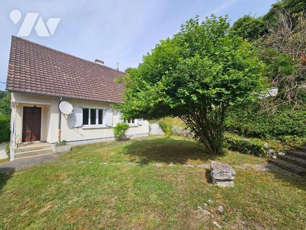 A VENDRE Maison individuelle sur sous-sol complet à restaurer, à AMFREVILLE-LA-MI-VOIE (76920),...