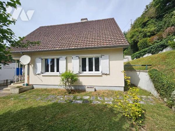 A VENDRE Maison individuelle sur sous-sol complet à restaurer, à AMFREVILLE-LA-MI-VOIE (76920),...