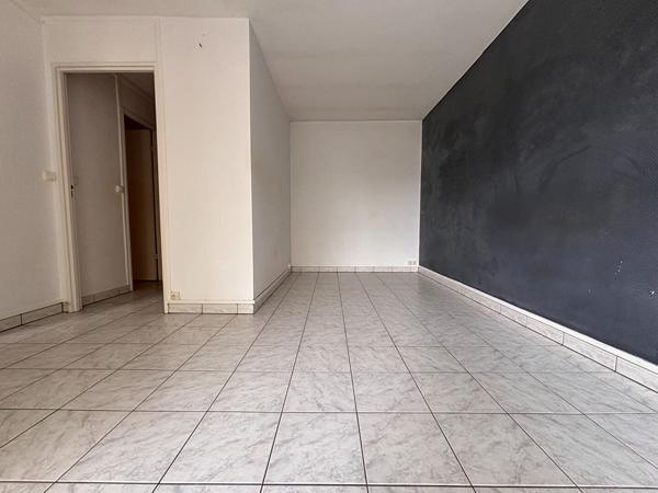 Appartement Orleans 1 pièce 28.08 m2 avec parking - chauffage compris