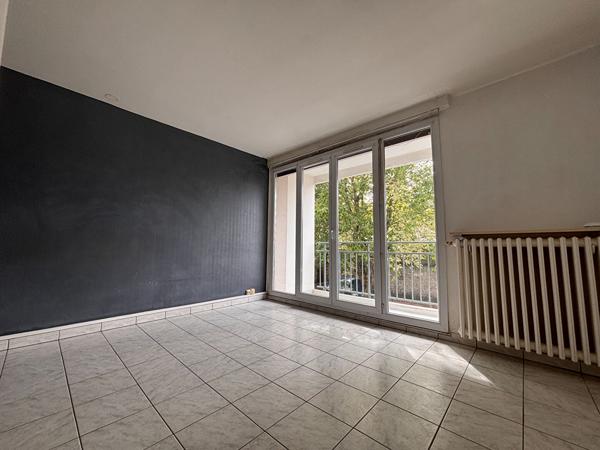 Appartement Orleans 1 pièce 28.08 m2 avec parking - chauffage compris
