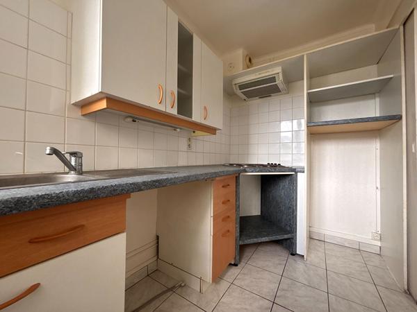 Appartement Orleans 1 pièce 28.08 m2 avec parking - chauffage compris