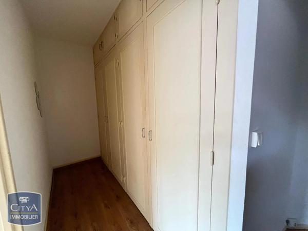 Appartement à louer 2 pièces 61.6m² Belfort (90000)