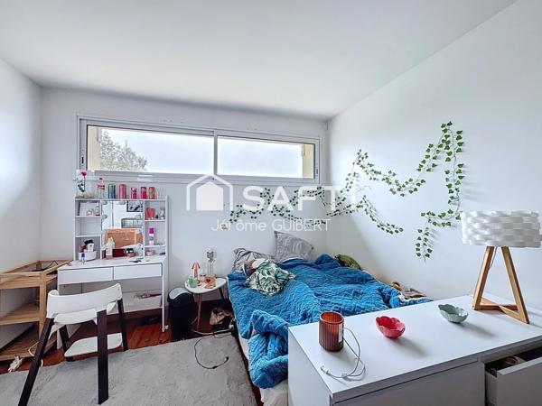 MAISON BRESSUIRE CENTRE-VILLE 156 M2