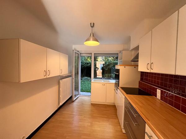 A LOUER : T3 à LILLE • • 1 175 € CC • Réf. 1607