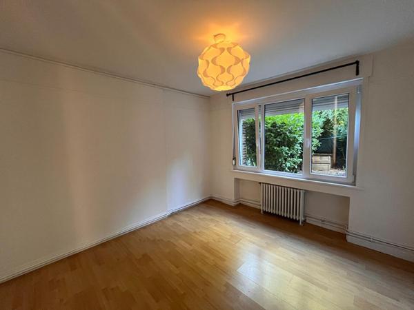 A LOUER : T3 à LILLE • • 1 175 € CC • Réf. 1607