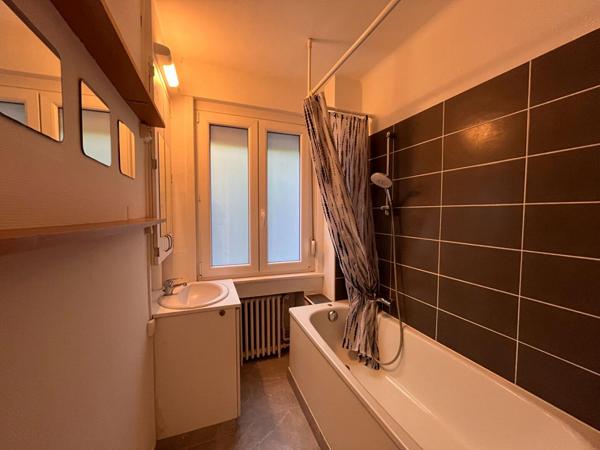 A LOUER : T3 à LILLE • • 1 175 € CC • Réf. 1607