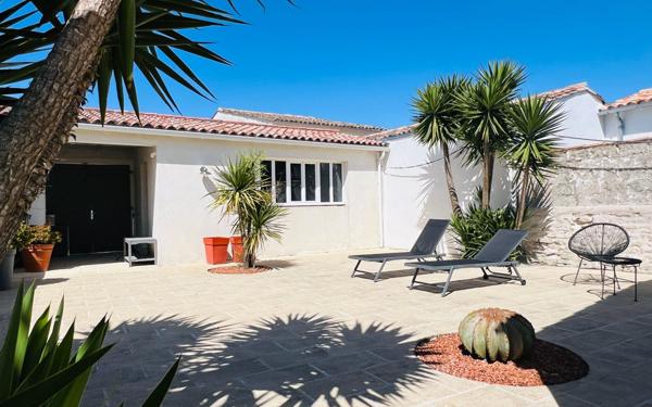 Maison à vendre    5 pièces •  Le Bois-Plage-en-Ré
