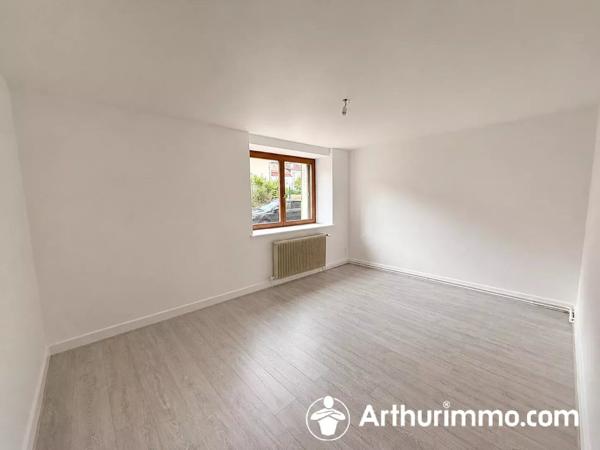 Location                                                      Appartement
                        
                     2 pièces                      44 m2                     à Seloncourt