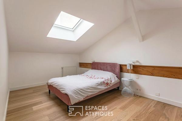 Maison ancienne avec jardin et piscine