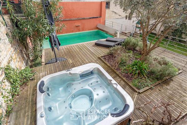 Maison ancienne avec jardin et piscine