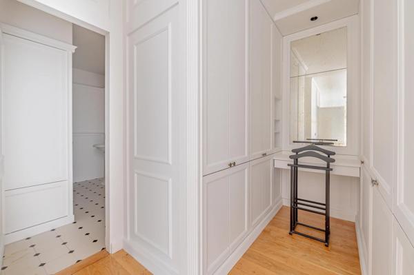 Paris 14 - Voie privée Maison confidentielle