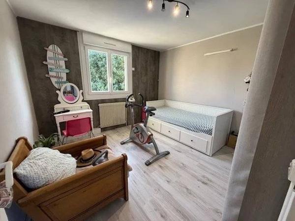 ELEGANTE MAISON RENOVEE, A 10 MM A PIED DE LA PLAGE