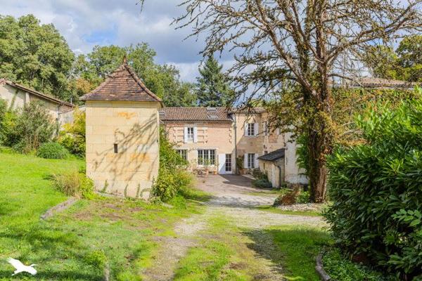 Maison à vendre 599 900 € Coutras 18 p 621 m² DPE E