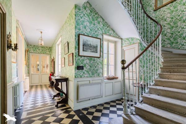 Maison à vendre 599 900 € Coutras 18 p 621 m² DPE E
