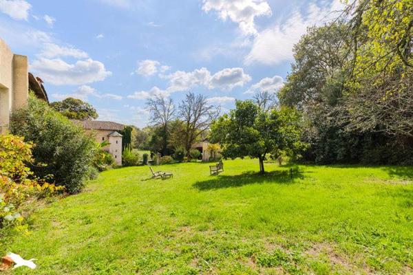 Maison à vendre 599 900 € Coutras 18 p 621 m² DPE E