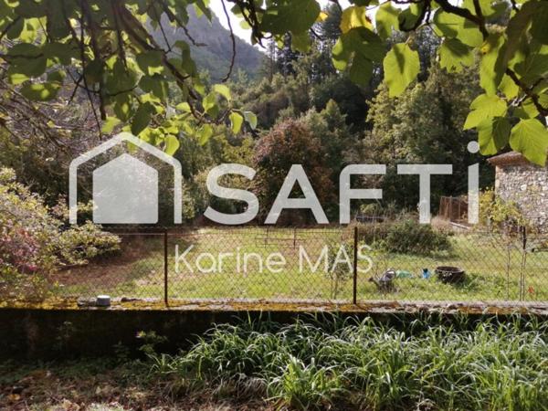 Ensemble immobilier avec jardin