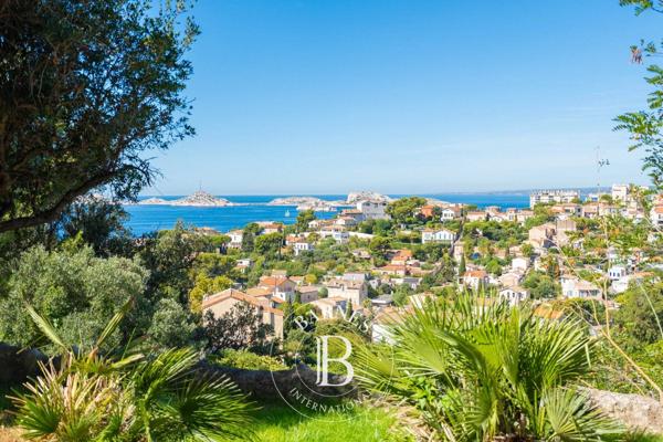 Marseille 7ème, Maison 6 Chambres -  377 m² à vendre