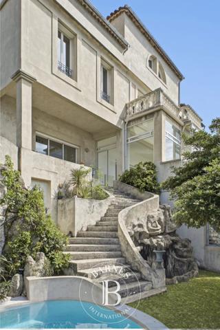 Marseille 7ème, Maison 6 Chambres -  377 m² à vendre