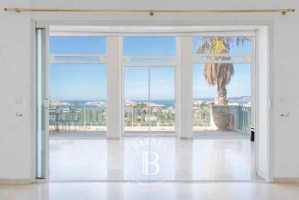 Marseille 7ème, Maison 6 Chambres -  377 m² à vendre