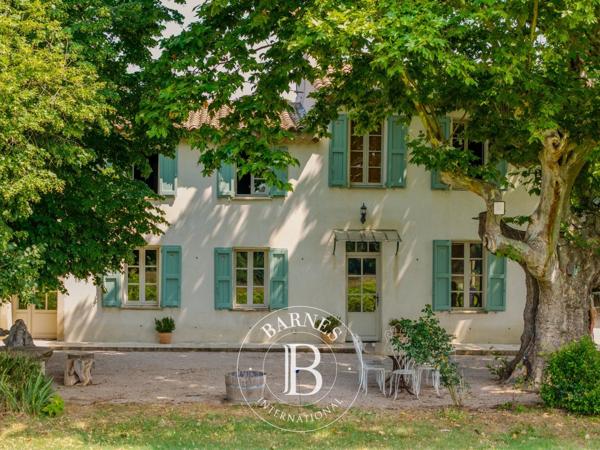 Vidauban, Propriété viticole 8 Chambres -  450 m² à vendre
