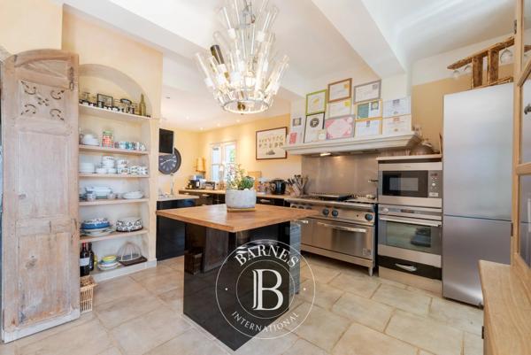 Vidauban, Propriété viticole 8 Chambres -  450 m² à vendre