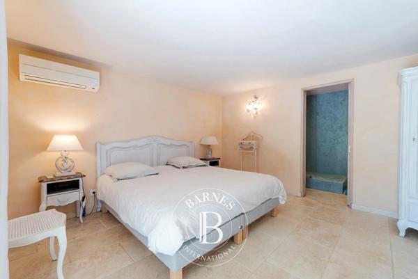 Vidauban, Propriété viticole 8 Chambres -  450 m² à vendre