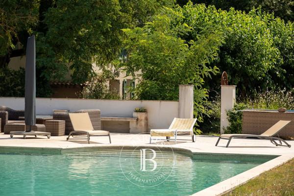 Vidauban, Propriété viticole 8 Chambres -  450 m² à vendre