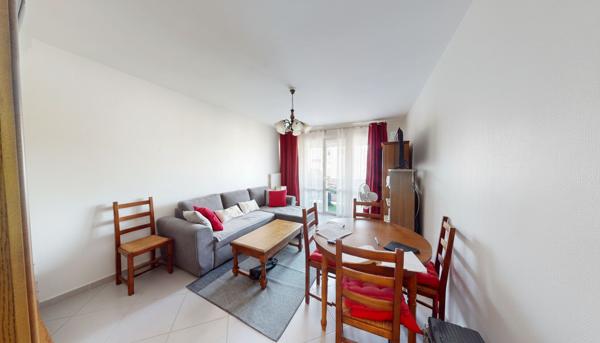 Appartement 3 pièces à vendre à Saint-Jean-de-Braye, 2 chambres, balcon, parking et cave