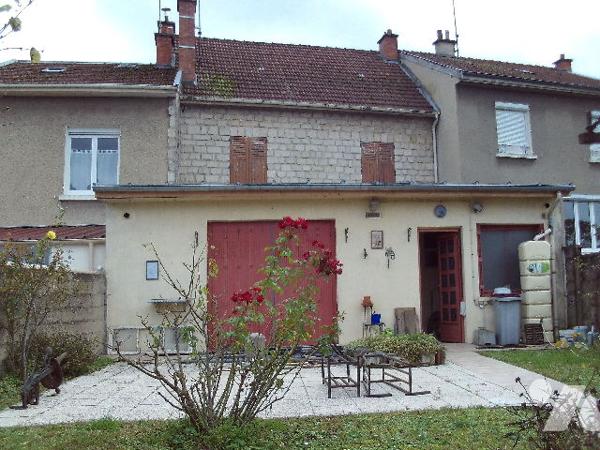 Maison de ville de 144 m², 7 pièces